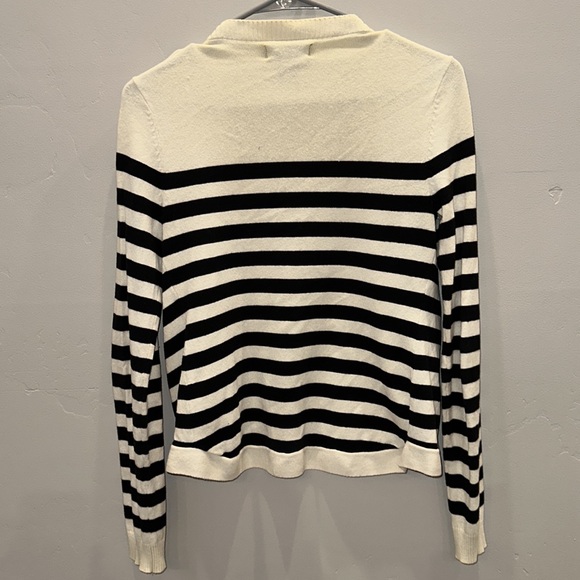 J J Basics - Women’s Cardigan - Small - Picture 3 of 3